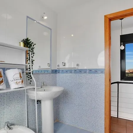 Villa La Torre Del Mar, Un Rincon En El Atlantico Lajares- Origomare - Remote Work Lajares
