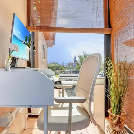 Villa La Torre Del Mar, Un Rincon En El Atlantico Lajares- Origomare - Remote Work *