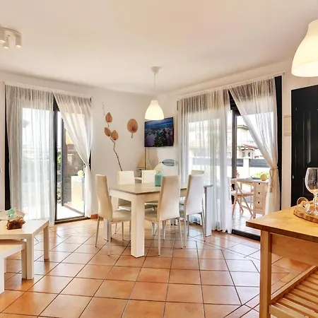 La Torre Del Mar, Un Rincon En El Atlantico Lajares- Origomare - Remote Work Villa